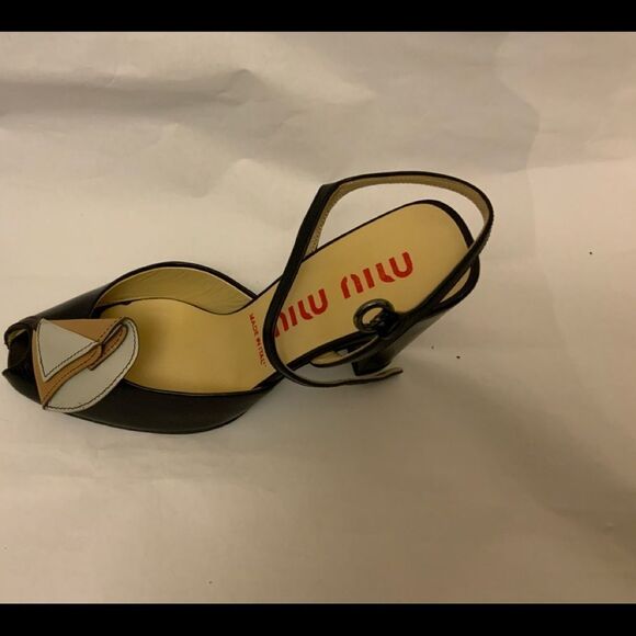 Miu Miu Women's Open Toed Slingback Black Heels Pre-Owned Size 5.5 - Picture 1 of 8